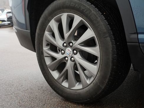 Used 2025 Buick Enclave Preferred image 31