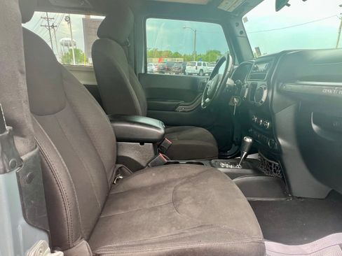 Used 2014 Jeep Wrangler Sport image 15