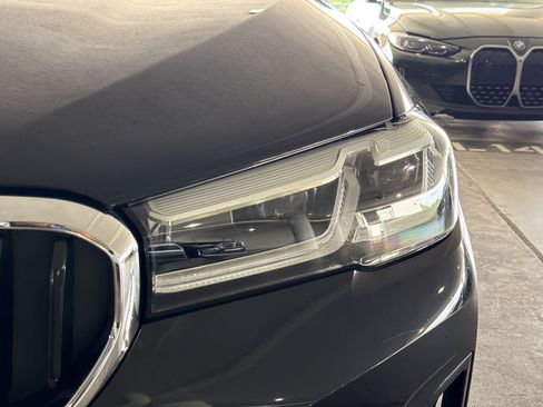 Used 2023 BMW 540i w/ Executive Package RWD image 9