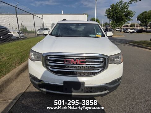 Used 2018 GMC Acadia SLE FWD image 2