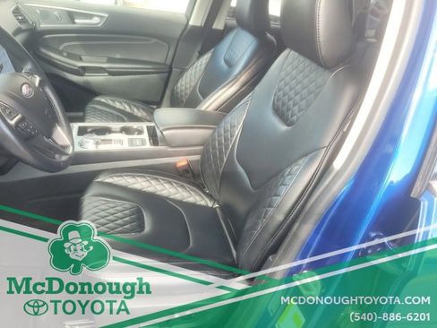 Used 2023 Ford Edge Titanium image 12