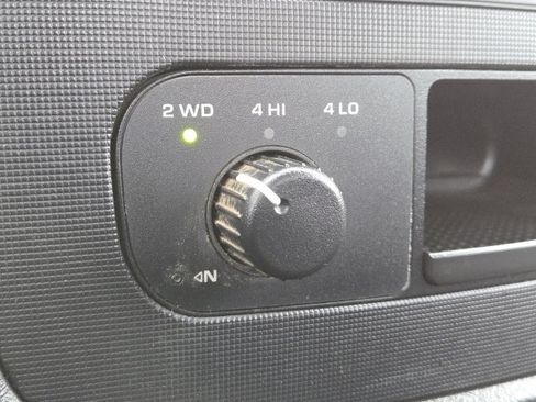 Used 2005 Dodge Ram 1500 Truck SLT w/ Trailer Tow Group image 16