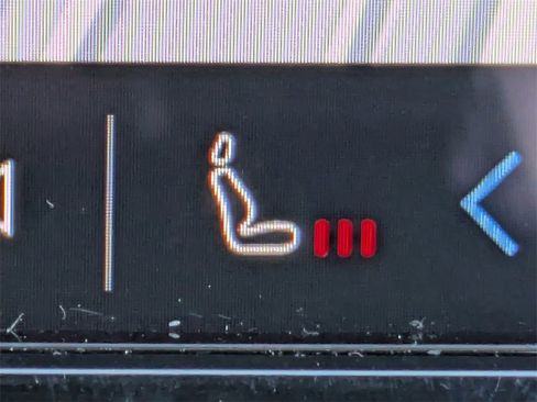 Certified 2024 Volvo XC60 B5 Core w/ Protection Package Premier image 28