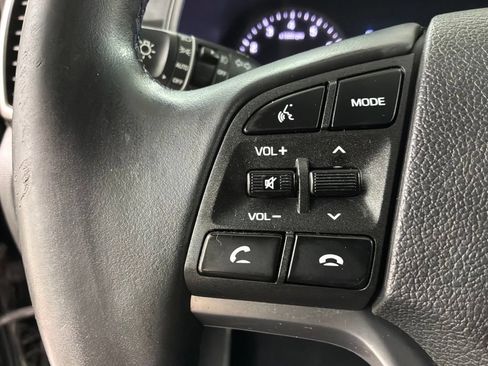 Used 2019 Hyundai Tucson Limited AWD/4WD image 9
