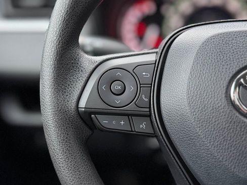 Used 2023 Toyota RAV4 XLE image 8