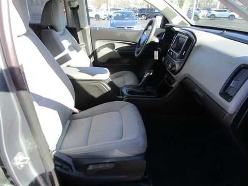 Used 2022 Chevrolet Colorado W/T w/ Custom Special Edition image 25