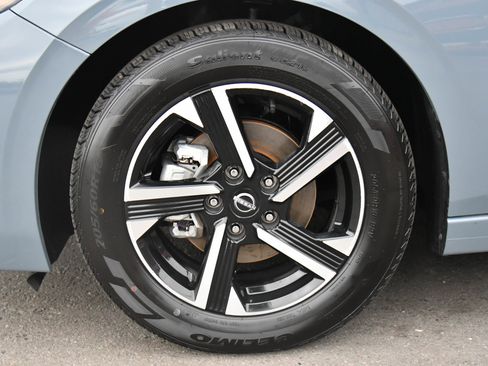 Used 2024 Nissan Sentra SV image 12