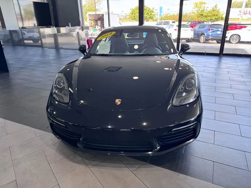 Used 2019 Porsche 718 Cayman image 8