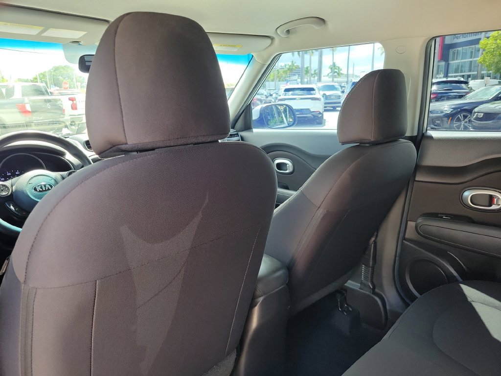 Used 2019 Kia Soul FWD image 17