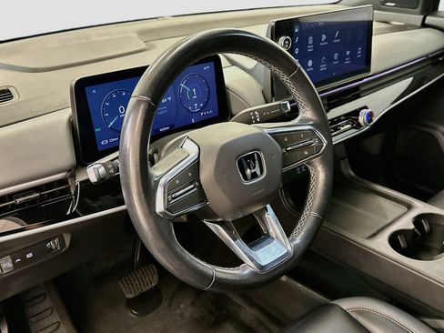 Used 2024 Honda Prologue Touring image 18