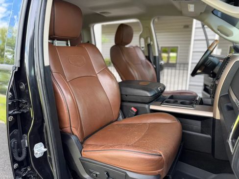 Used 2015 RAM 1500 Laramie Longhorn w/ Convenience Group AWD/4WD image 19