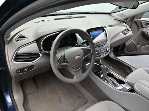 Used 2020 Chevrolet Malibu LT image 13