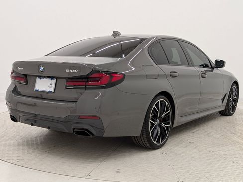 Used 2021 BMW 540i w/ Executive Package image 9