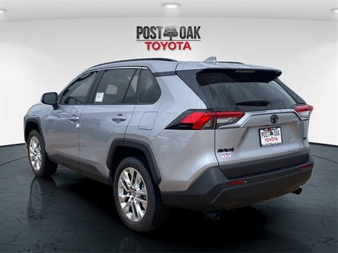 New 2025 Toyota RAV4 XLE Premium image 5