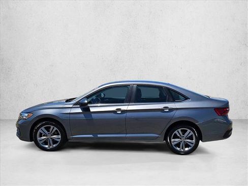 Used 2024 Volkswagen Jetta SE FWD image 9