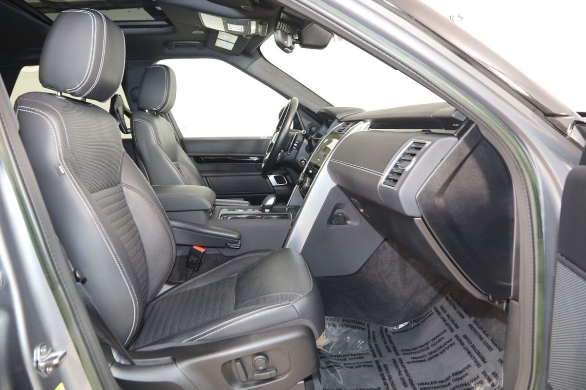 Used 2023 Land Rover Discovery S R-Dynamic AWD/4WD image 14