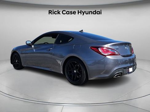 Used 2014 Hyundai Genesis 2.0T Premium image 6