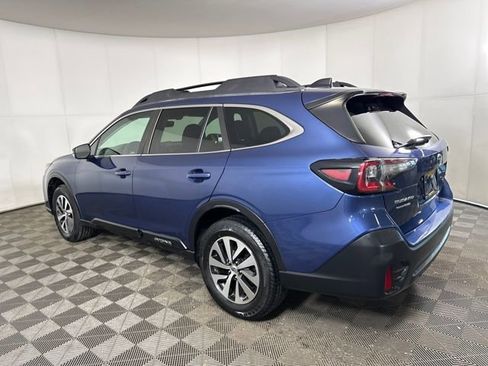 Used 2021 Subaru Outback Premium image 5