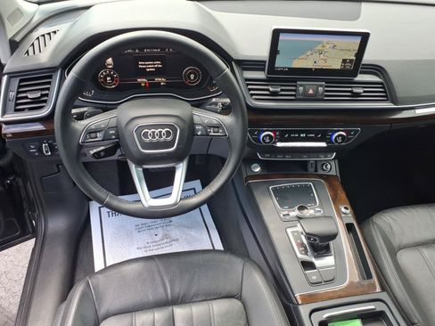 Used 2018 Audi Q5 2.0T Premium Plus w/ Premium Plus Package AWD/4WD image 11
