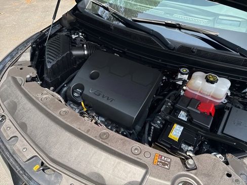 Certified 2024 Buick Enclave Premium image 40