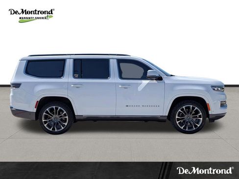 Used 2022 Jeep Grand Wagoneer Series III w/ Rear Seat Video Group 1 image 4