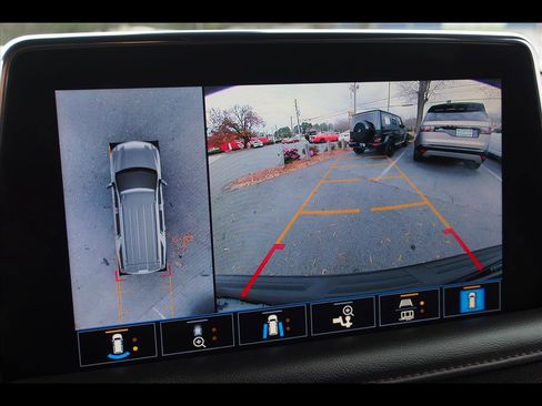 Used 2021 Chevrolet Suburban High Country image 40