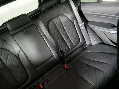 Used 2023 BMW X5 xDrive40i w/ M Sport Package image 14