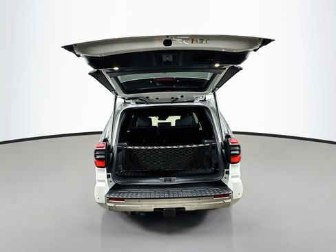 Used 2025 Toyota 4Runner Limited AWD/4WD image 35