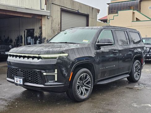 New 2026 Jeep Grand Wagoneer 4WD w/ Premium Group I image 4