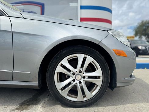 Used 2010 Mercedes-Benz E 350 E350 Sedan 4MATIC image 10