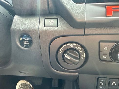 New 2026 Nissan Frontier PRO-4X w/ Pro-4x Convenience Package AWD/4WD image 23