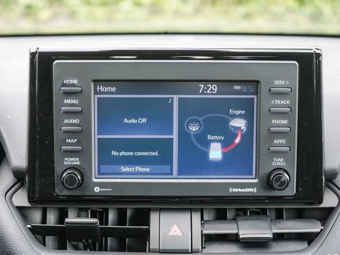 Used 2022 Toyota RAV4 XLE AWD/4WD image 13