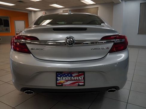 Used 2016 Buick Regal FWD image 17