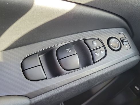 Used 2025 Nissan Altima 2.5 S FWD image 15