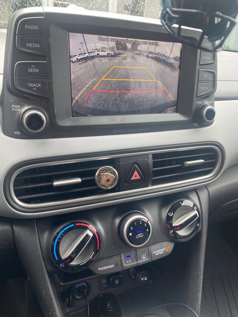 Used 2020 Hyundai Kona SEL FWD image 6