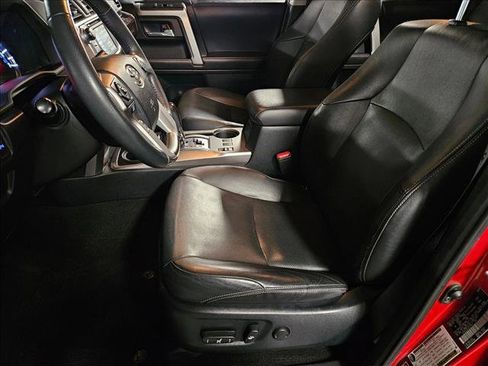 Used 2018 Toyota 4Runner Limited image 17