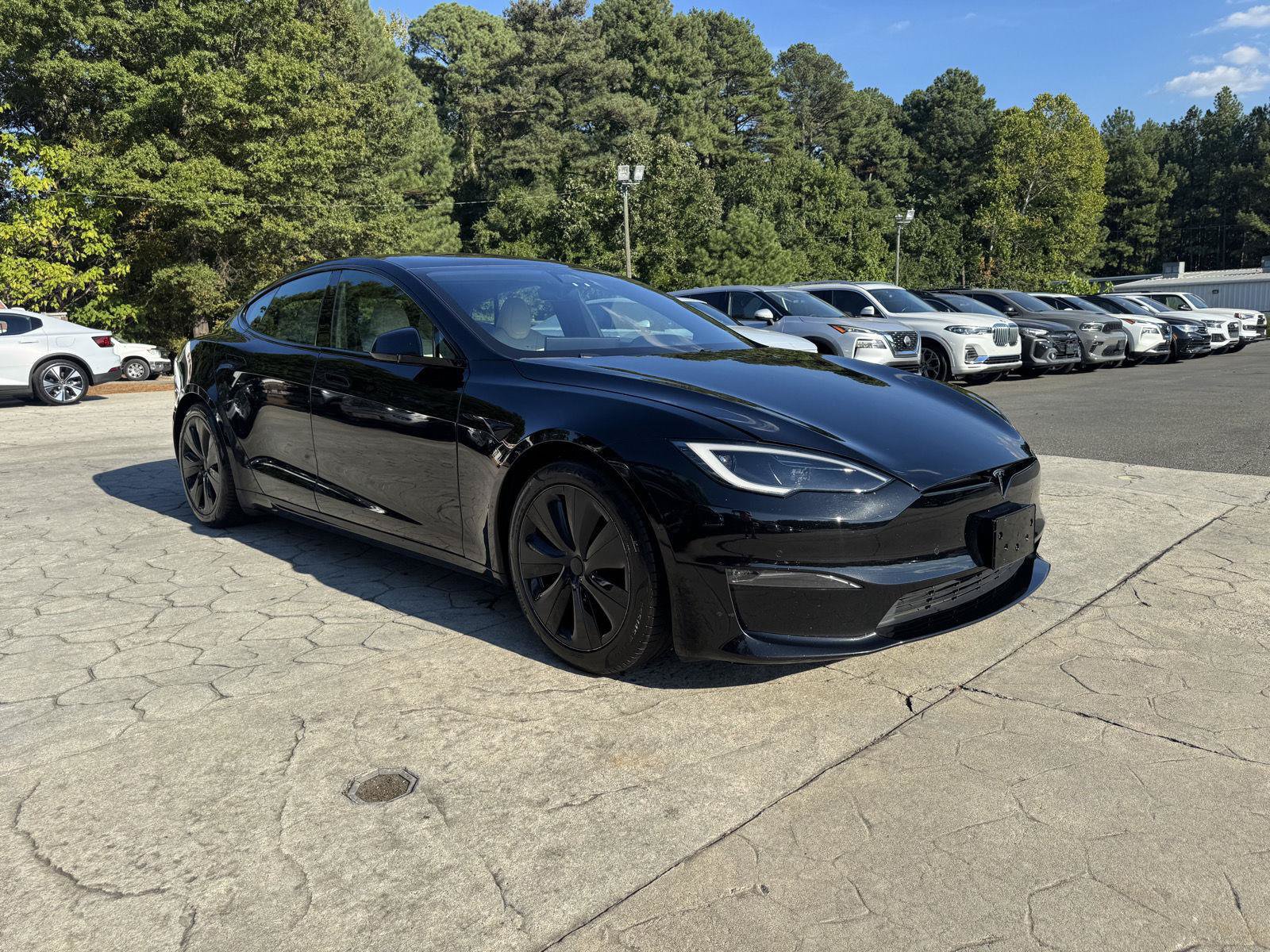 Used 2022 Tesla Model S Standard Range AWD/4WD image 18