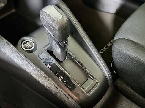 Used 2023 Nissan Kicks S image 18