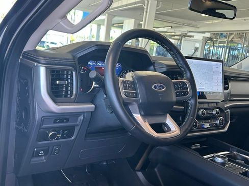 Used 2024 Ford Expedition XLT RWD image 33