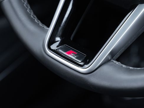 Certified 2023 Audi e-tron S Prestige w/ Prestige Package image 13