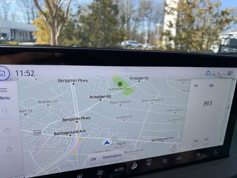 Used 2025 Ford Maverick Lariat w/ 4K Tow Package image 23