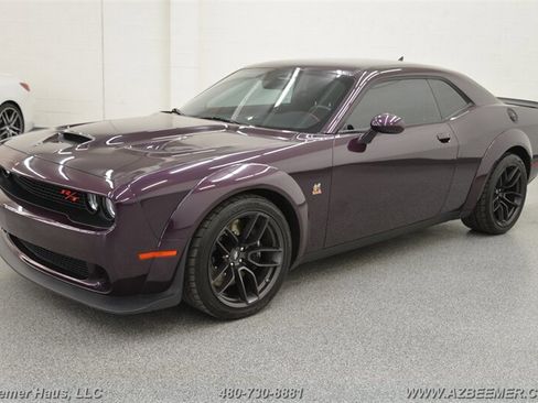 Used 2022 Dodge Challenger R/T Scat Pack RWD image 3