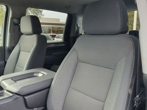 Used 2025 Chevrolet Silverado 2500 LT w/ Safety Package image 10