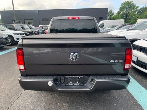 Used 2019 RAM 1500 Express AWD/4WD image 3