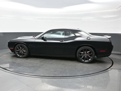 Used 2022 Dodge Challenger R/T w/ Blacktop Package image 3