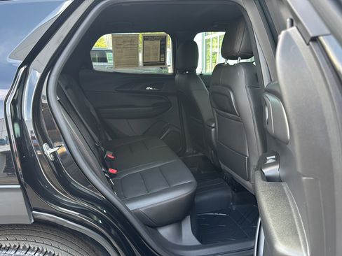Used 2024 Chevrolet TrailBlazer RS w/ Convenience Package AWD/4WD image 20