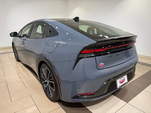 Used 2024 Toyota Prius XLE image 3