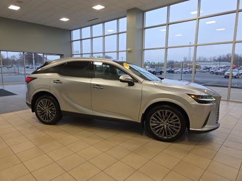 Used 2024 Lexus RX 350h image 5
