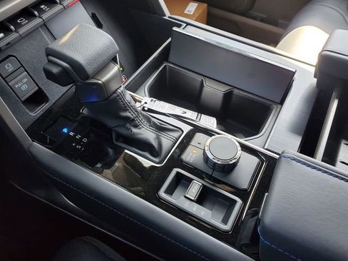 New 2026 Toyota Sequoia Platinum image 39