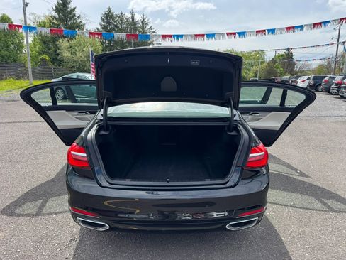 Used 2016 BMW 750i RWD image 9